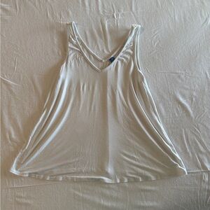 Old‎ Navy Womens Size Medium Cream Asymmetrical Sleeveless Tank Top